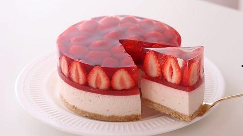 爆料草莓蛋糕怎么做视频,甜蜜草莓蛋糕的简单做法